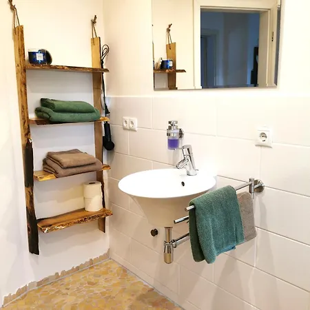 Schnegge-eck Direkt Am Klingbachrad- Und Spazierweg