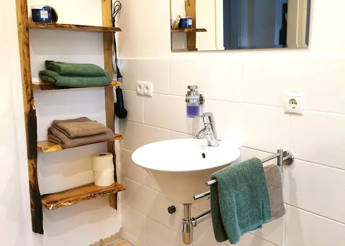 Schnegge-eck Direkt Am Klingbachrad- Und Spazierweg